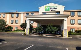 Holiday Inn Express & Suites Alliance By Ihg